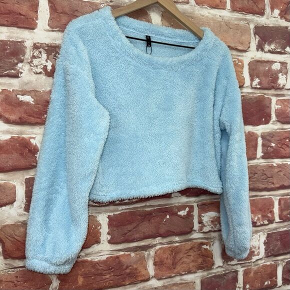 Zaful Cropped Sweater Women's Size 4 Blue Fuzzy Soft Casual Long Sleeves - Picture 2 of 10